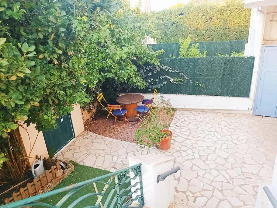Villa Bord De Mer Et Base Nature Frejus